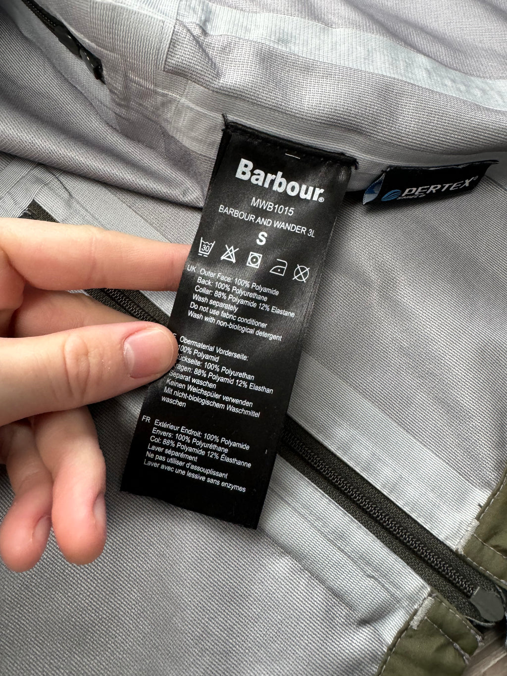 Barbour X And Wander 3L Hooded Jacket - Small