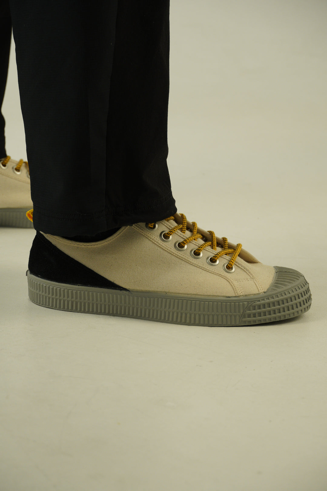 Novesta Star Master Hike Trainer