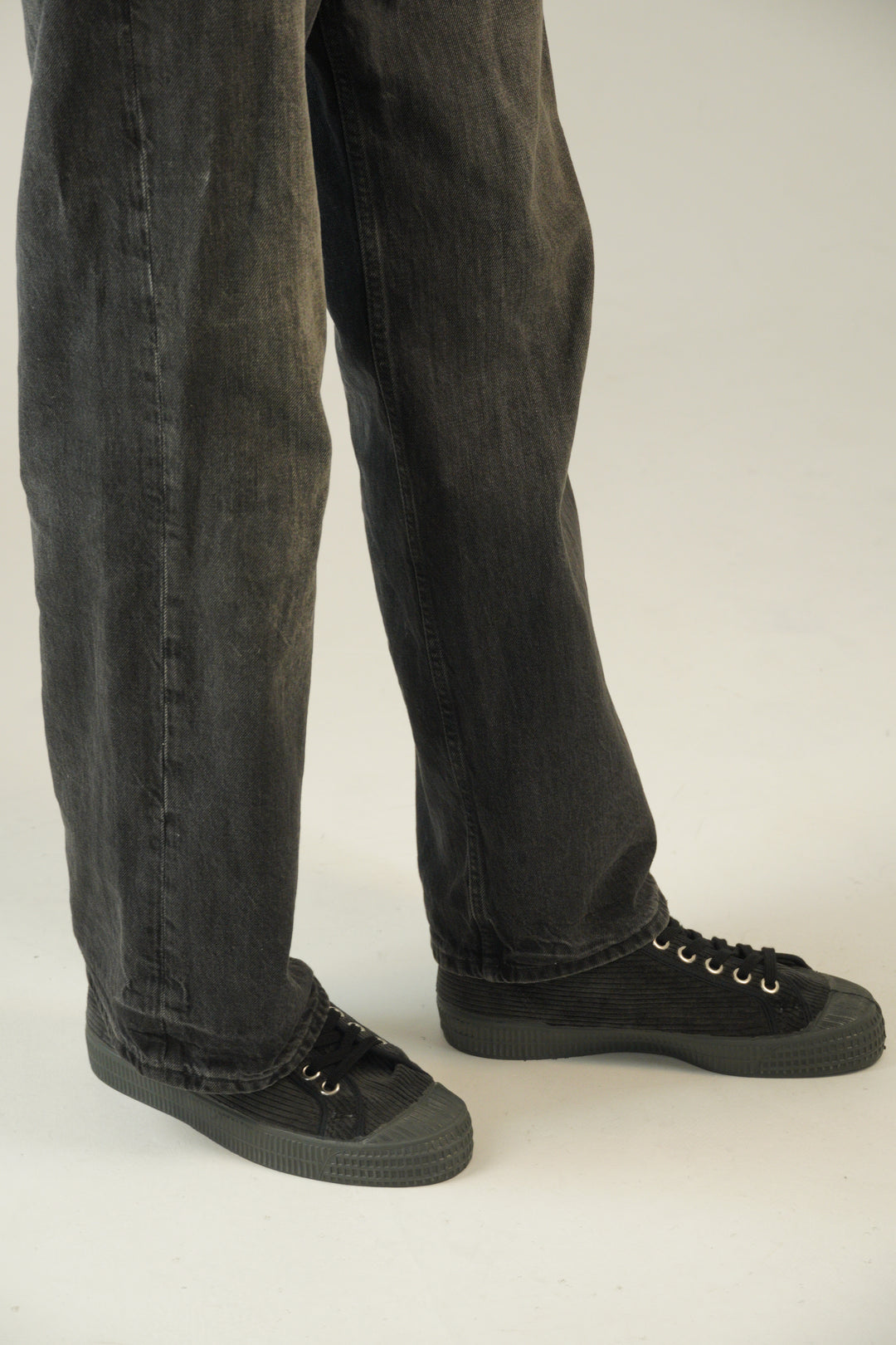 Novesta ‘Star Master’ Black Corduroy Trainers