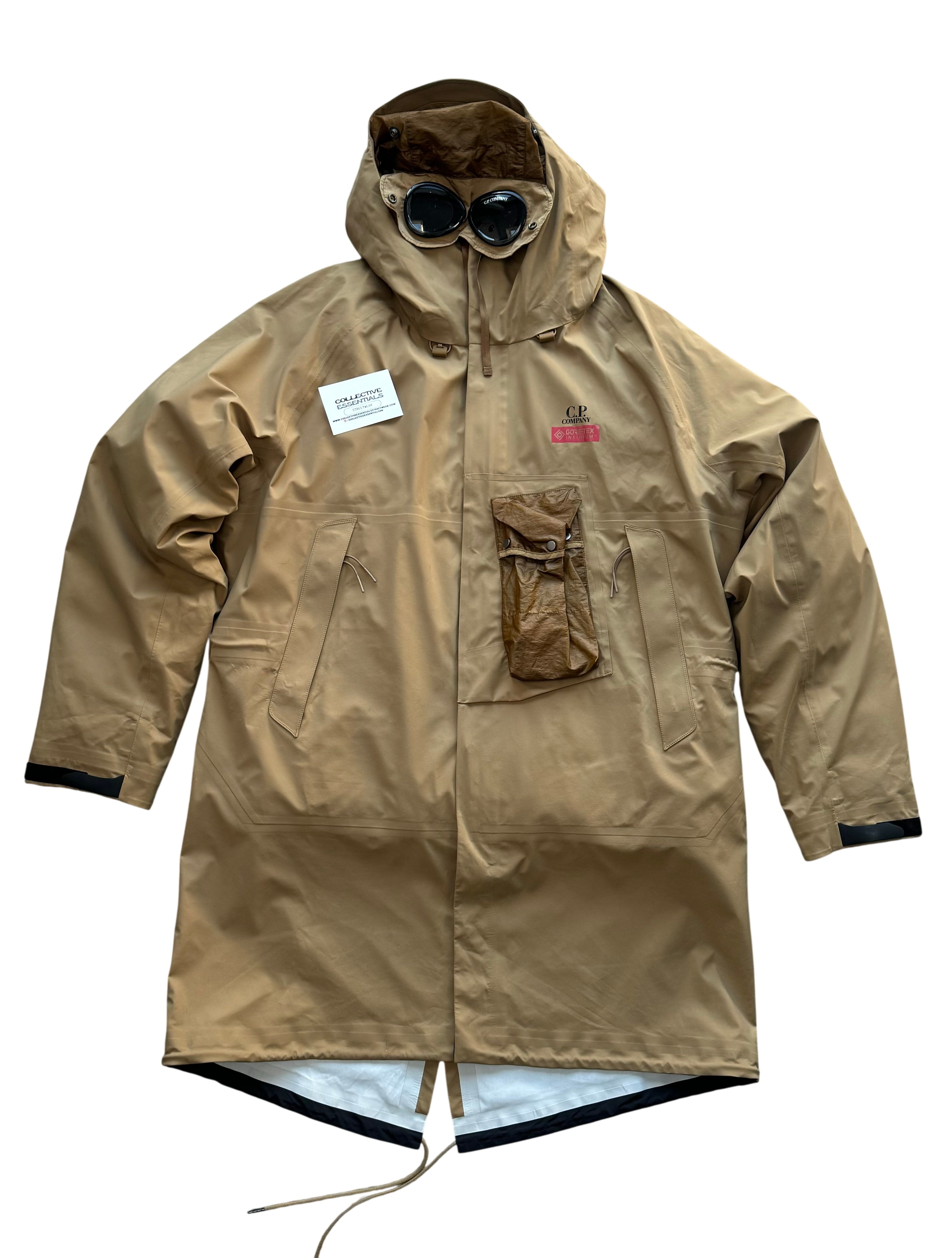 C.P. Company Gore-Tex Infinium Goggle Down 2 in 1 Fishtail Parka - XL